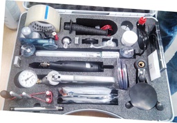 [84700] Roger's Profi Scheibenreperaturkoffer (48HP)